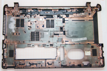 <!--Нижняя часть корпуса для Acer Aspire E1-532-->